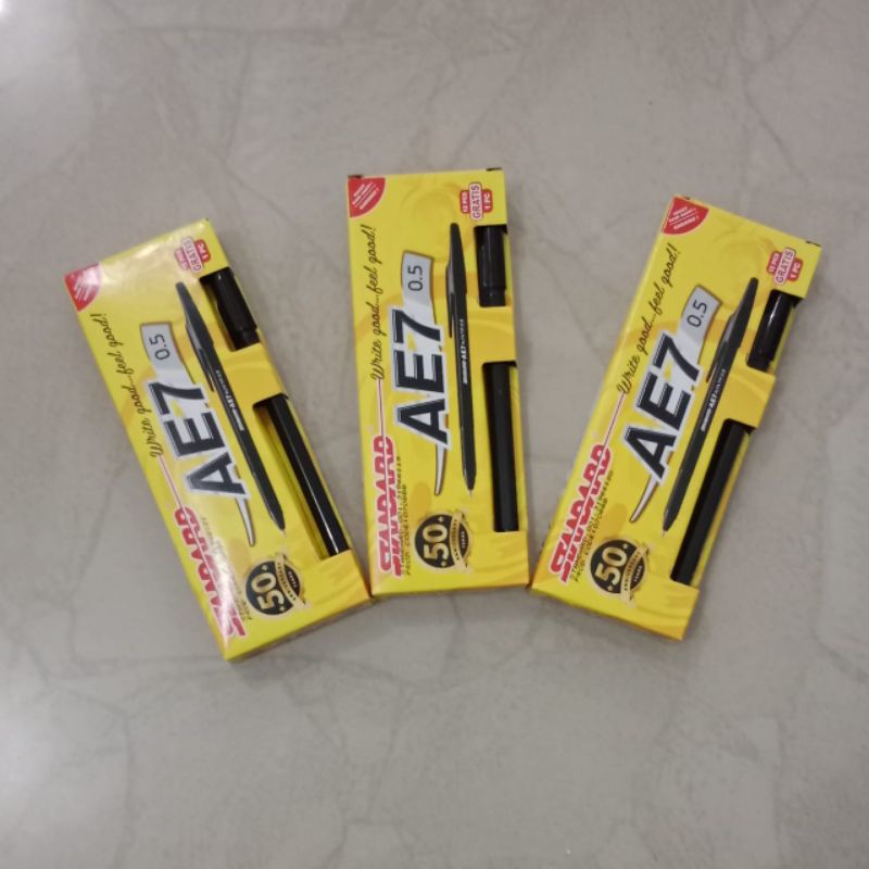 

BULPEN STANDART AE7 HITAM