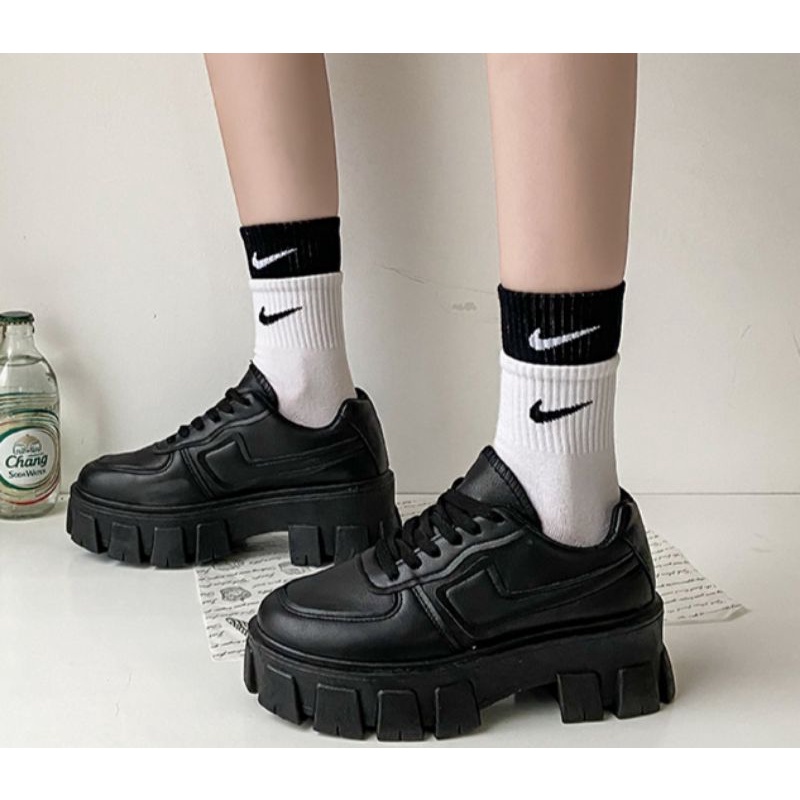 (COD) Sneakers Wanita Import BEVERLY | Sepatu Casual Wanita | Sepatu Sneakers Wedges | Sepatu Sol tinggi | Sepatu Modis | Sepatu Korean Style | Sepatu Import Murah | Sepatu Kerja