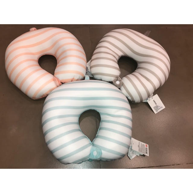 Bantal leher miniso