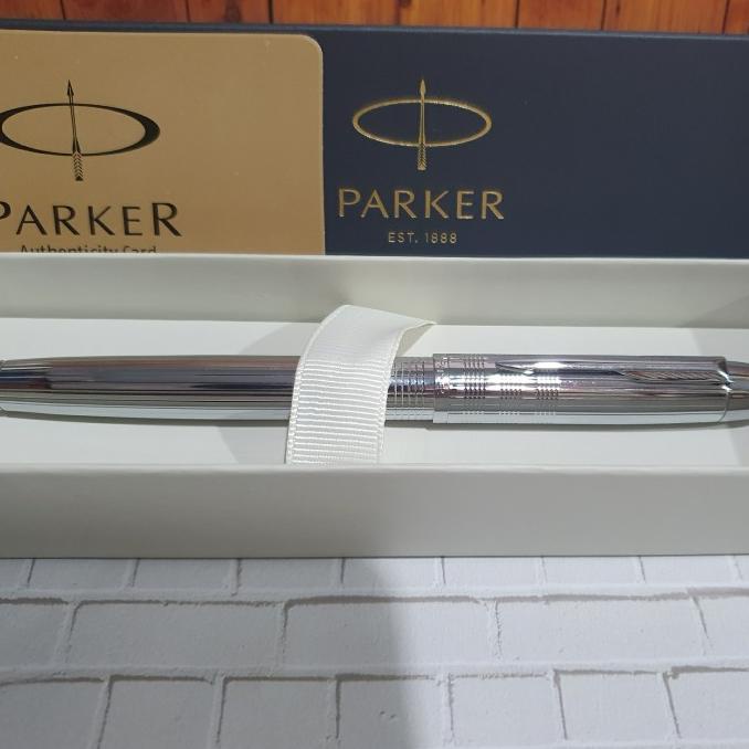

Pulpen Parker IM Premium Shiny Chrome 5th Mode Free Grafir Nama