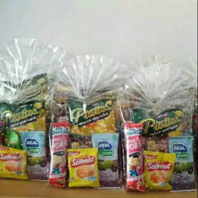 

PAKET SNACK ULTAH 6500