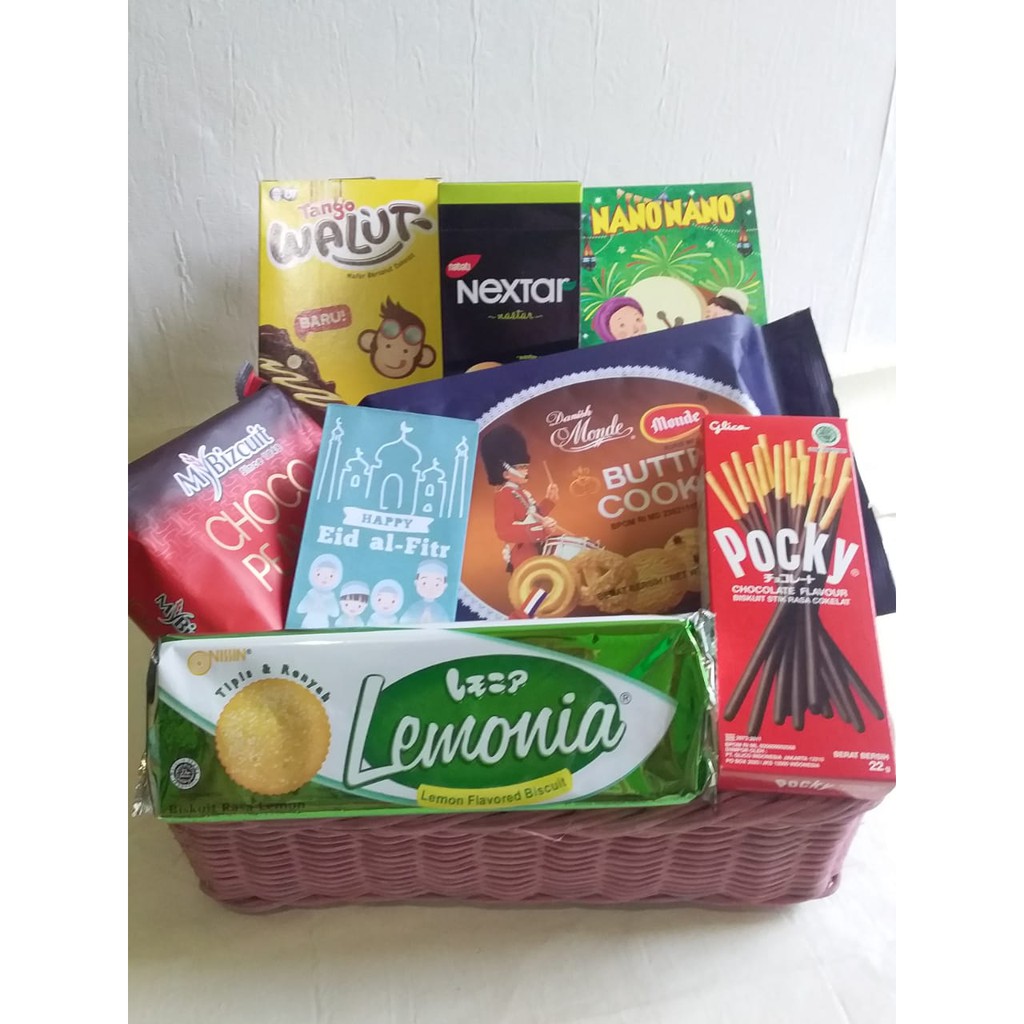 

Parcel Pekanbaru Parcel Lebaran Pink Basket Mini Hampers
