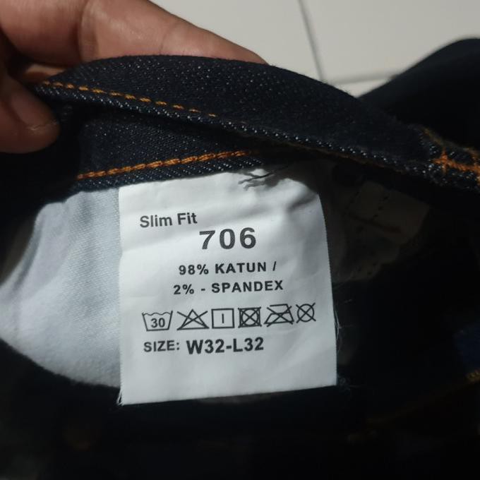 Celana Jeans Pria Lee 706 Japanese Tech Fabric Slim Fit Pastimurcebos