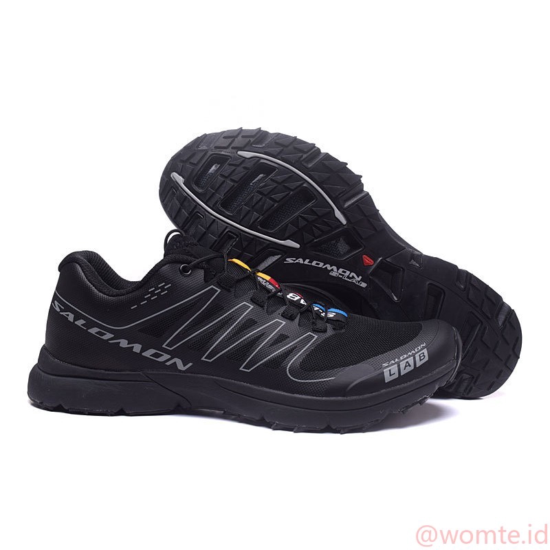 salomon trail hiking shoes