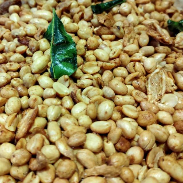 

Kacang Bawang Super Renyah / Kemasan 1kg