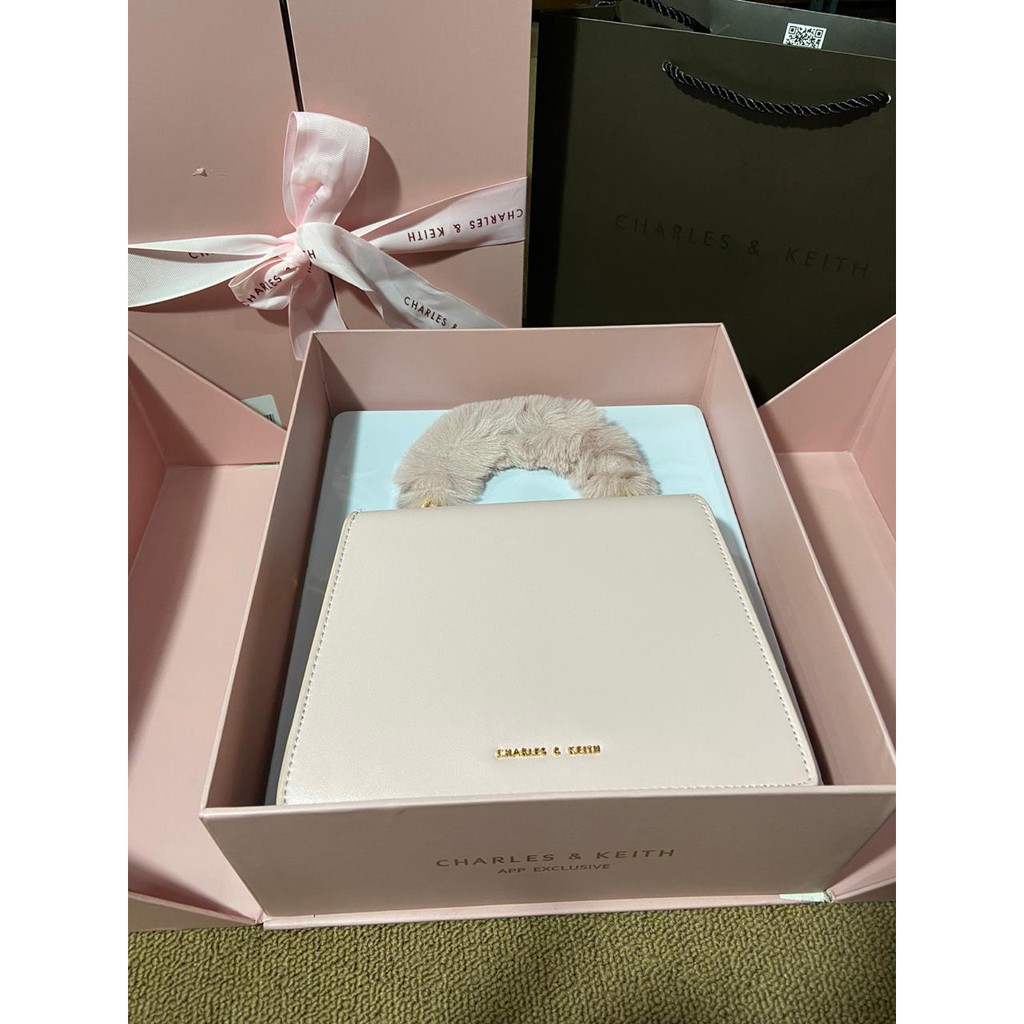 

Charles & Keith Gift Set Box