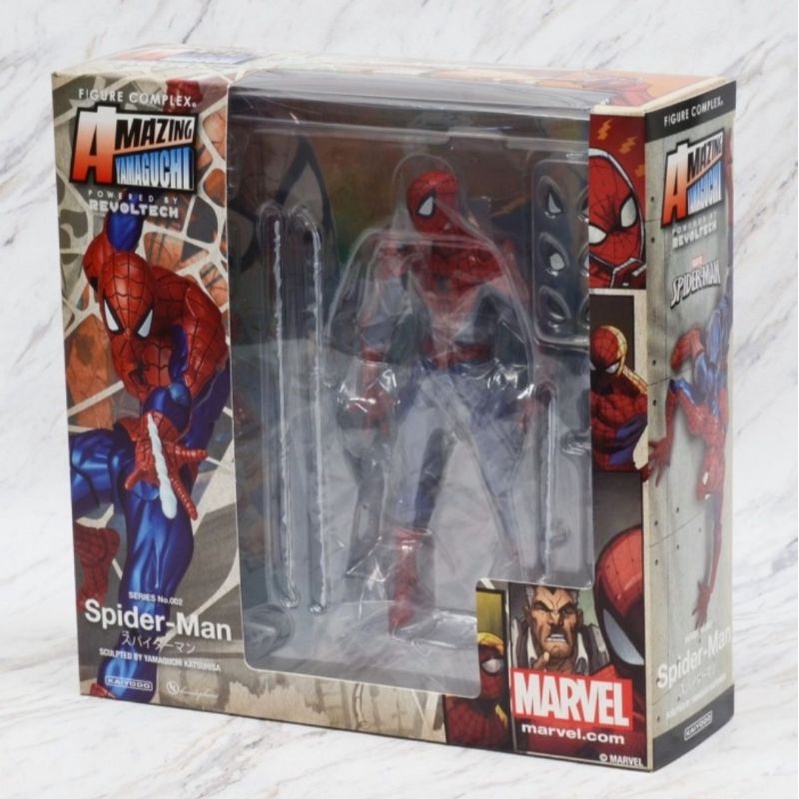Revoltech Amazing Yamaguchi Marvel Comic Spider- Man