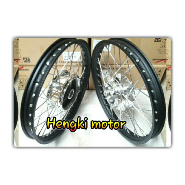 Velg vixion old warna hitam