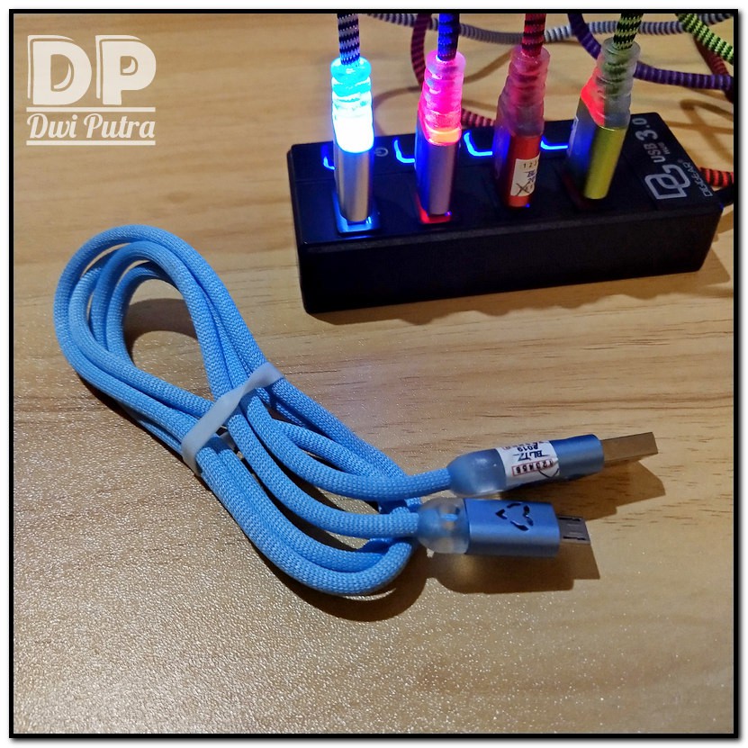 BLITZ KABEL DATA LOVE DANCING LED RGB LED / 1 METER 2A MICRO USB / FASTCHARGING KABEL CAS CHARGE