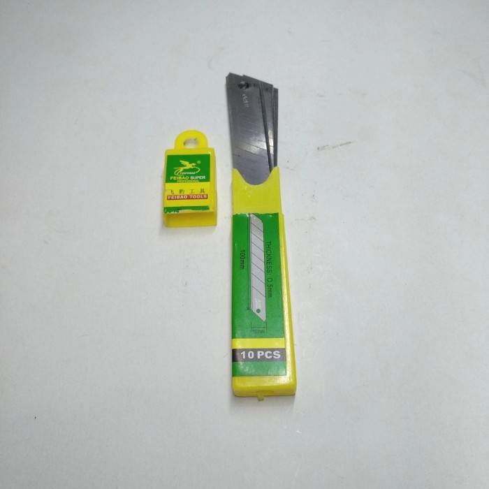 

Reffil Cutter isi 10 Pcs ( Feibao ) isi pisau cutter