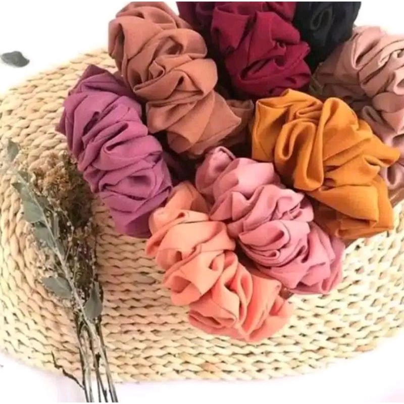 Scrunchie Ikat Rambut Hijab Anti Pusing Tambahan Isian Gift Set Wedding Graduation Ulang Tahun