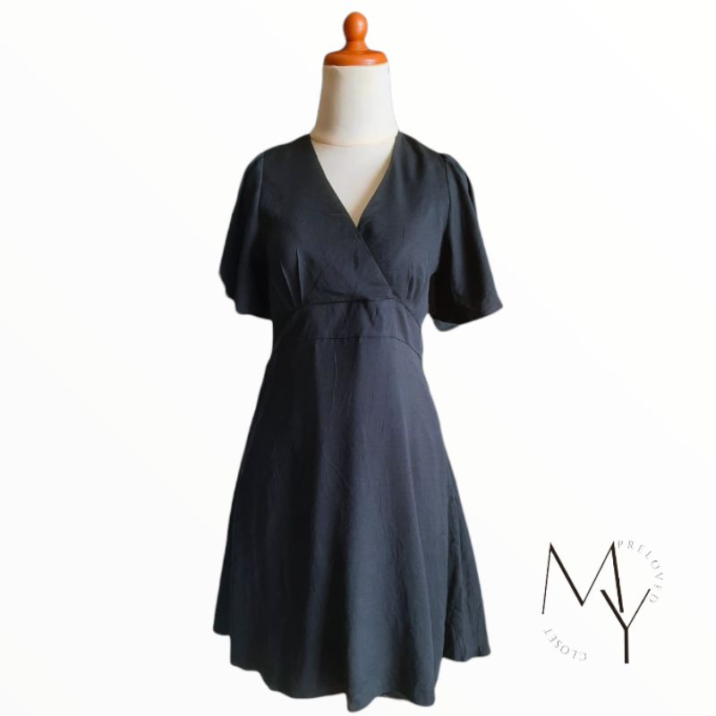 Piano Heaven Wrap Tie-Back Dress