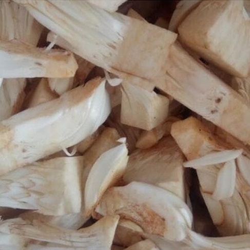 SAYUR POTONG NANGKA MUDA 500 GRAM ( Sudah direbus)