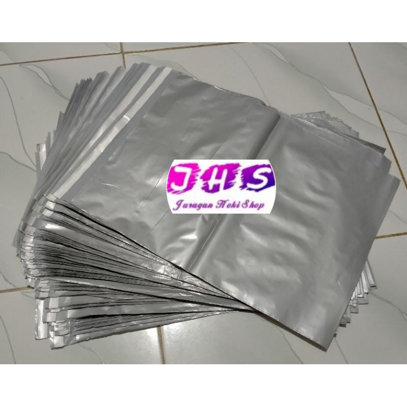 

Isi 100Lbr UK 30x38 Packaging Plastik Polymailer HITAM,PUTIH,SILVER