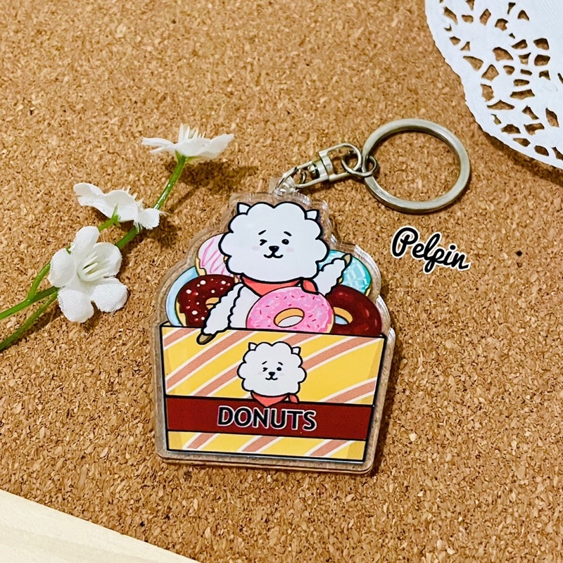 gantungan kunci akrilik bt21 snack bts kpop keychain besar chimmy van tata cooky shooky rj van koya