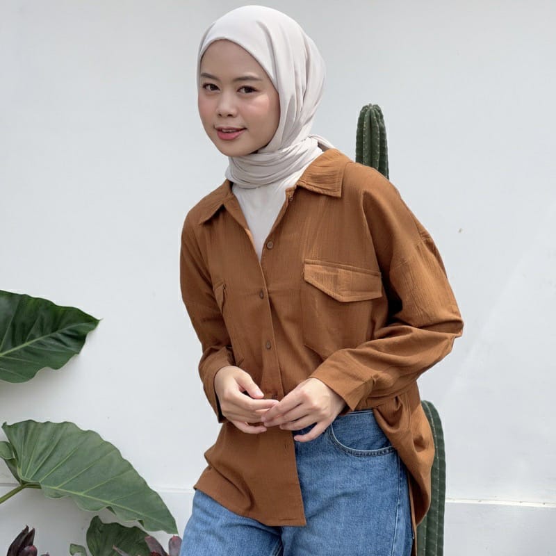 BEFAST - ZFS OOTD Kemeja YANIKA / CLOVER POCKET LINEN SHIRT / Kemeja Oversize Terbaru / Hem Casual Wanita / Fashion Ala Korean Style / Kemeja Polos Formal / Outfit Cewe Kue Trendy / Kemeja Lengan Panjang Terlaris / Termurah