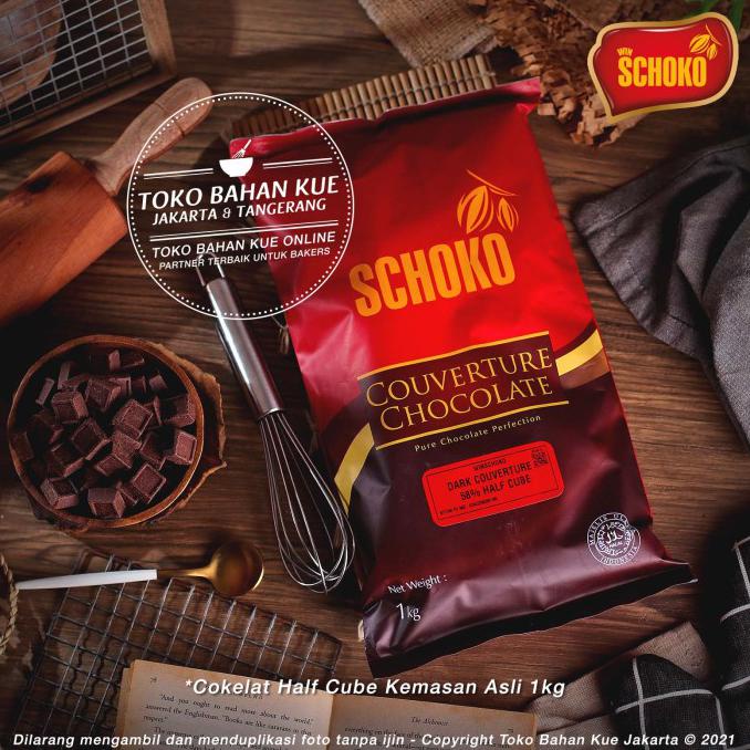 

Hot Item Schoko Couverture Half Cube 58% 1Kg Chocolate Dark Cokelat Enak