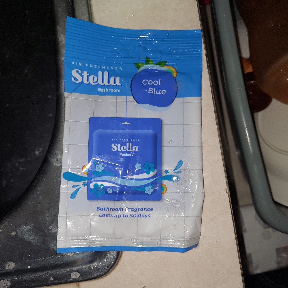 Stella Pocket Bathroom Pengharum Ruangan Blue 10g