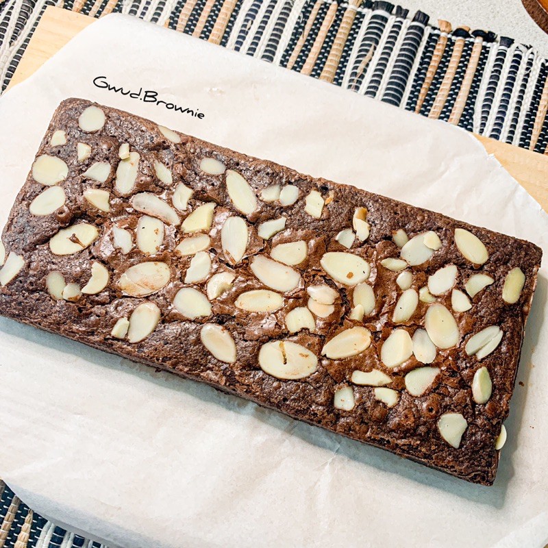 

Gwud.brownie - Almond Brownie