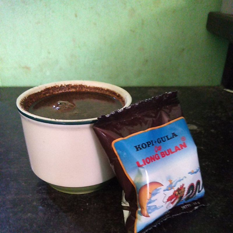 

kopi liong bulan plus gula 25gr sachet satuan