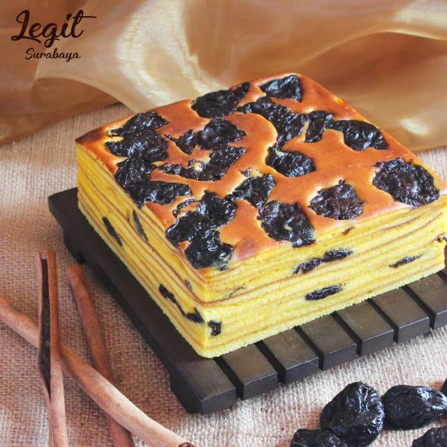 

Laritta Legit Surabaya Lapis Legit King Plum 15Cmx15Cm