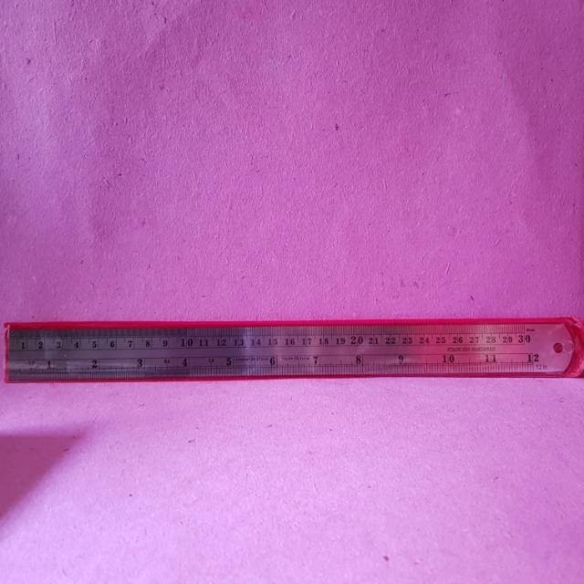 

Penggaris Besi 30cm