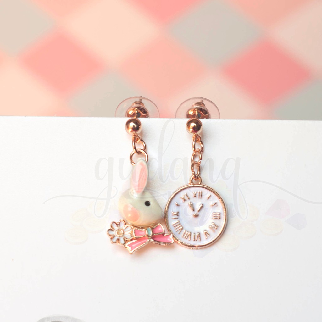 Anting Stud Rabbit and Clock Kelinci Lucu Unik GH 203721