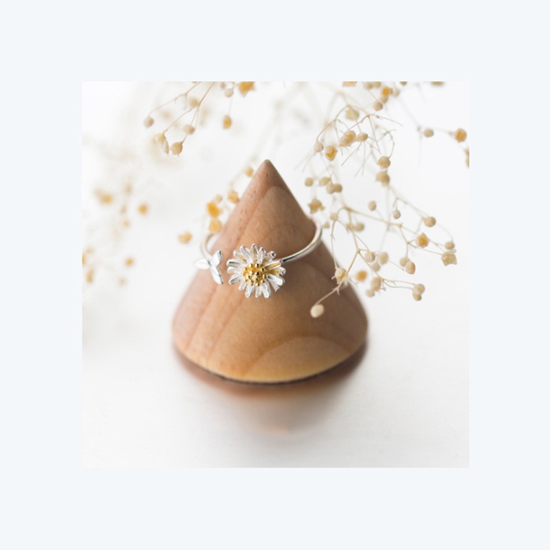 Cincin Model Terbuka Desain Daun Aster Warna Permen Gaya Korea Kasual Untuk Wanita