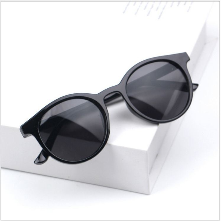 Kacamata Korea Fashion Wanita Pria / Kacamata Hitam Bulat Mata Kucing Korean Fashion Sunglasses / TS-15