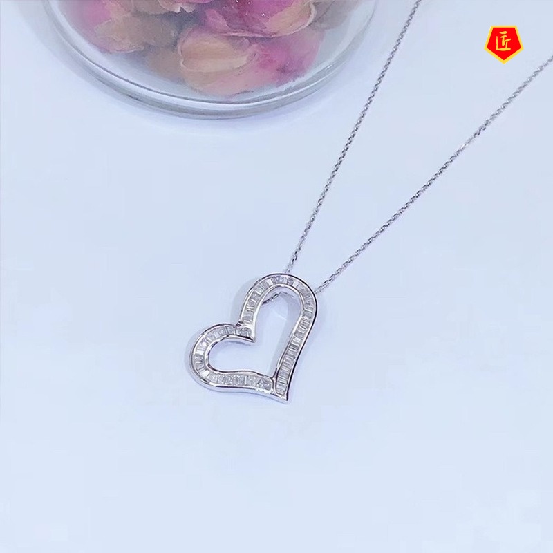 [Ready Stock]Niche Designer Heart-Shaped Pendant Zircon Necklace Simple Fashion