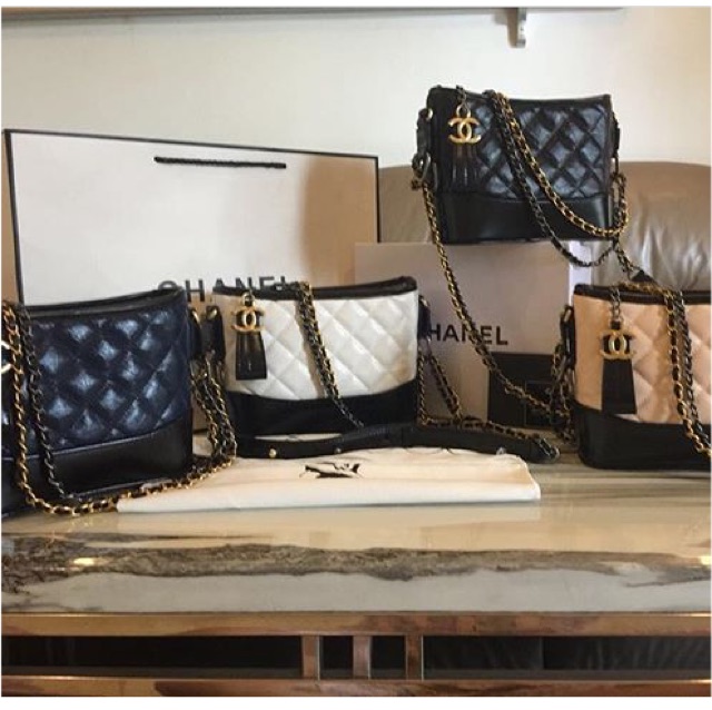 Chanel Gabriel mini include box