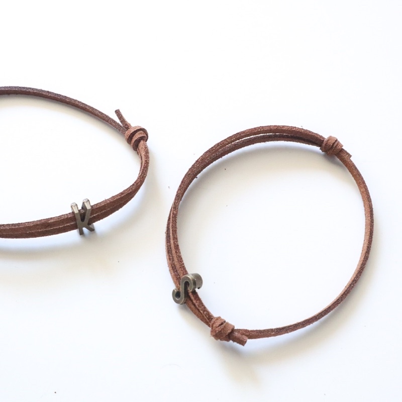 GELANG COUPLE SUEDE SLIDE COKLAT