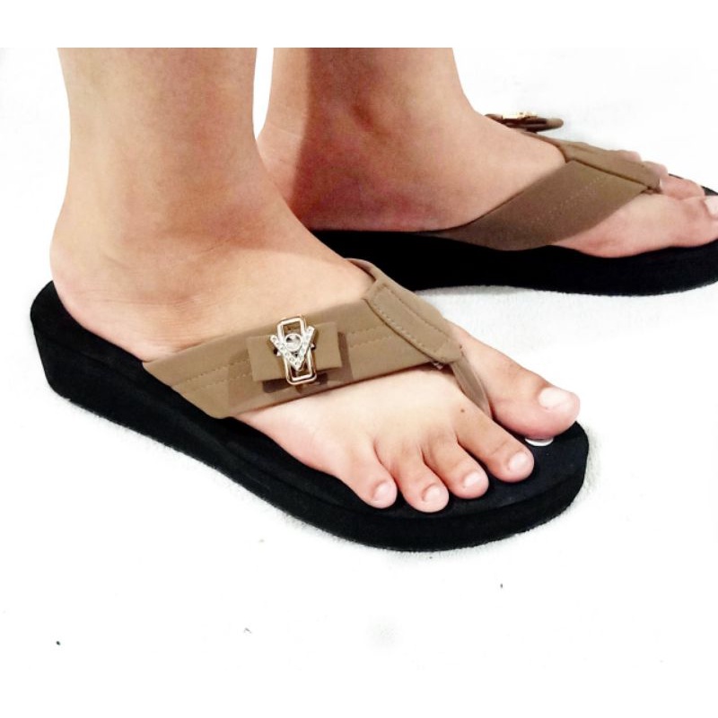 SANDAL JEPIT WANITA TERBARU - WEDGES WANITA - SANDAL JAPIT WANITA (HAMBEK)