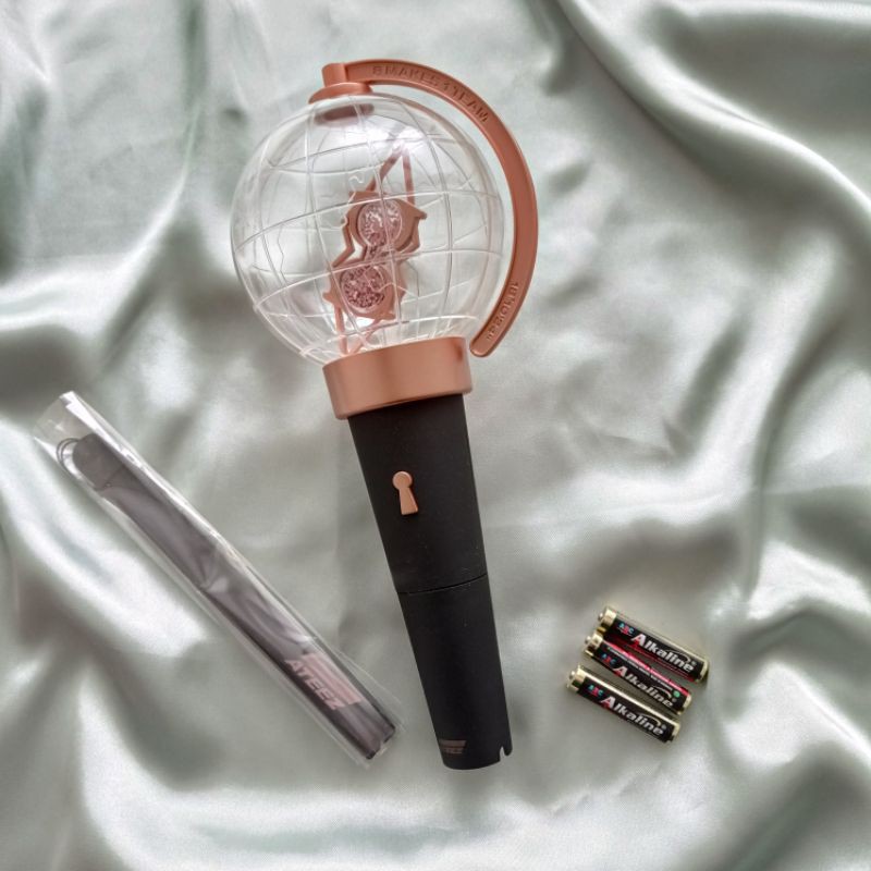[READY STOCK] ATEEZ OFFICIAL LIGHTSTICK