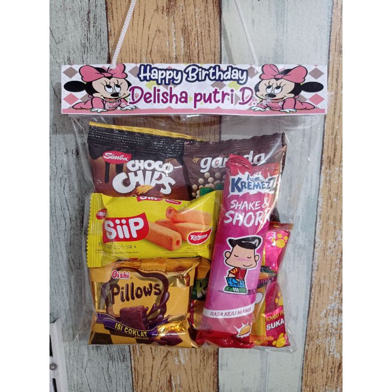 

souvenir ultah anak/snack isi 6 /desain custom