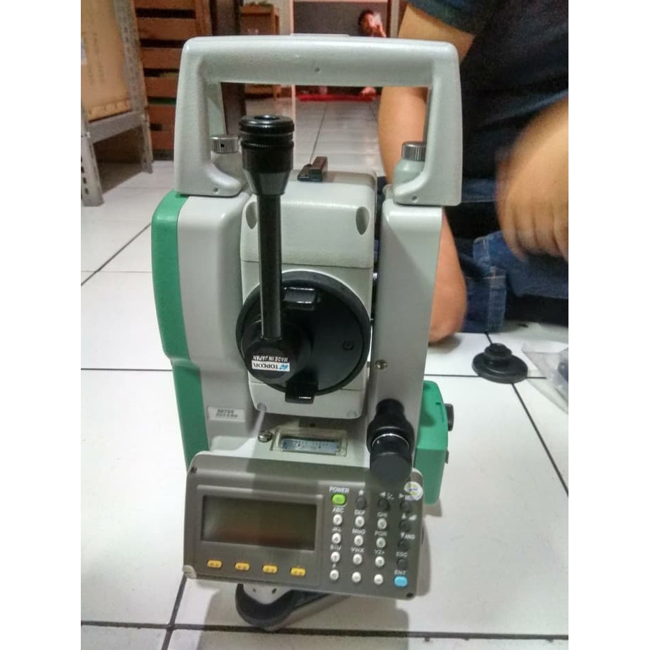 

Lup Diagonal Eyepiece Untuk Total Station Sokkia SET65 SET62