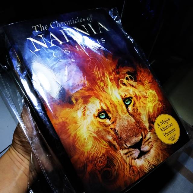 The Chronicles of Narnia C.S. Lewis (7 buku Narnia impor)