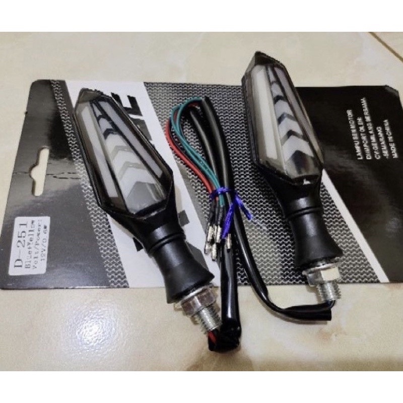 LAMPU SEN RUNNING 2 MODE SENJA DAN SEN HARGA 2 PCS ATAU SEPASANG