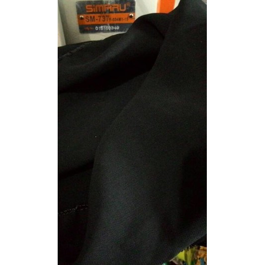 Kain bahan JetBlack leuwitex