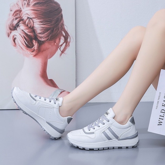 Sepatu sneakers wanita terbaru sepatu olahraga sepatu joging dan sepatu senam sepatu putih bermotif product original import-1