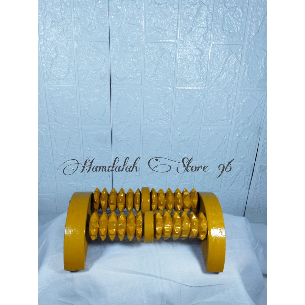 ALAT PIJAT KAKI ALAT REFLEKSI KAKI ALAT PIJAT KAKI ALAT PIJAT TRADISIONAL ALAT PIJAT KAKI SEBAGUNA