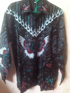 Kemeja Batik Pria Artis Adipati Dolken  M L Xl Terlaris