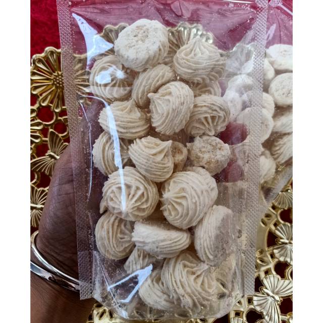 

Kue sagu 135gr