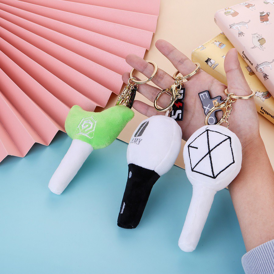 Gantungan Kunci Desain KPOP BTS BLACKPINK EXO GOT7 NCT TWICE Bahan Plush