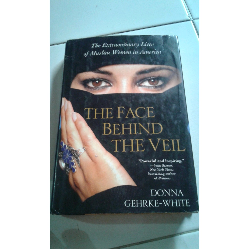 

ORIGINAL Novel Inggris The Face Behind The Evil