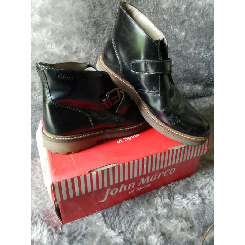Preloved Sepatu Pria Merek Clarks