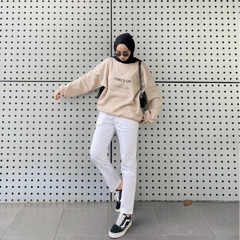 TIMES UP SWEATER FLEECE WANITA TERMURAH TERLARIS'