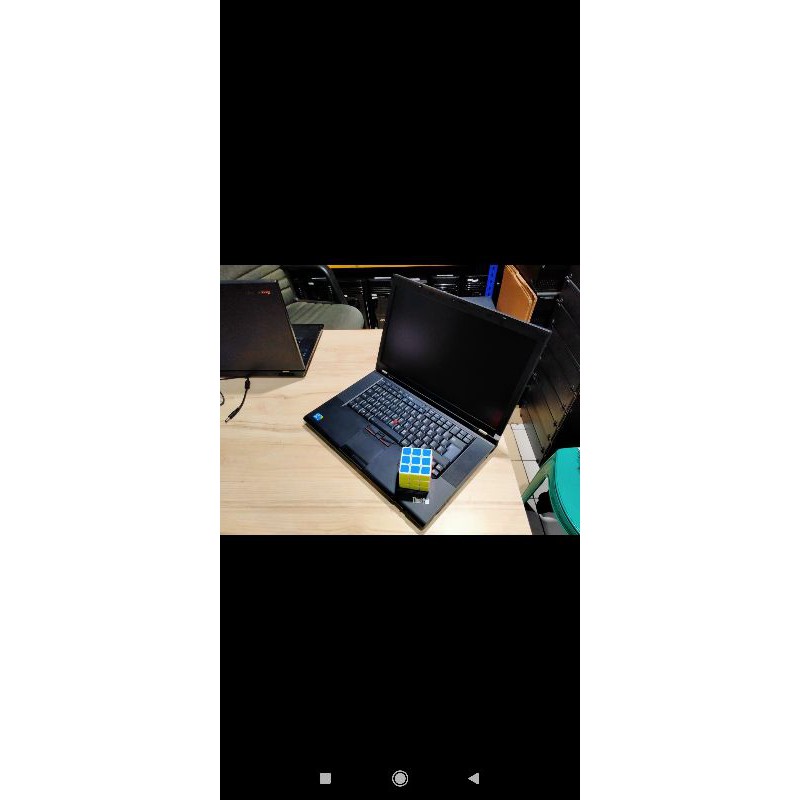 Laptop core i5 murah ram 4gb haeddisk 320 webcam dvd layar 15inch