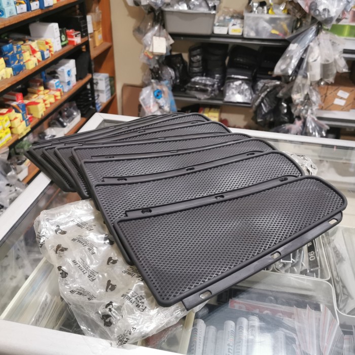 Karpet Lidah Tengah lantai FA Italia Vespa Smallframe PTS special