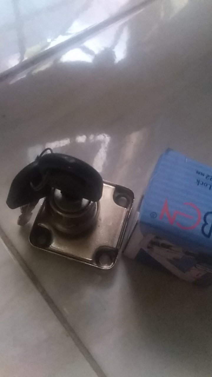 Huben Kunci Laci Pintu Lemari Loker 138